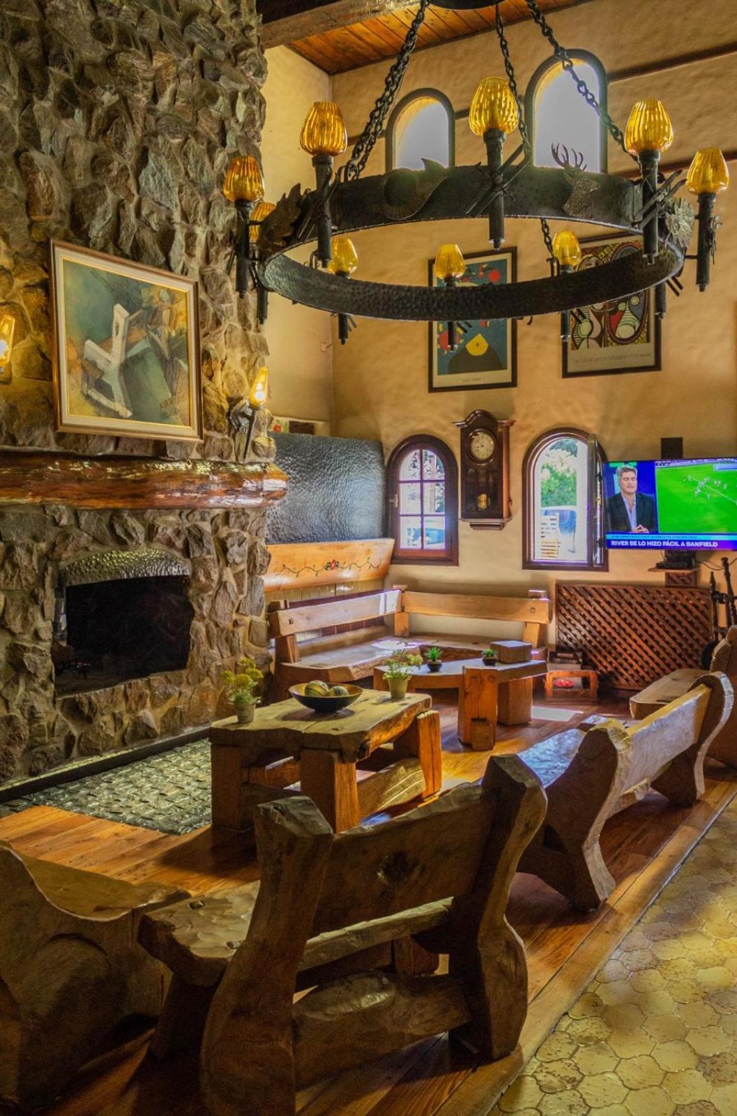Hosteria La Posta Del Cazador San Martín de los Andes Exterior foto